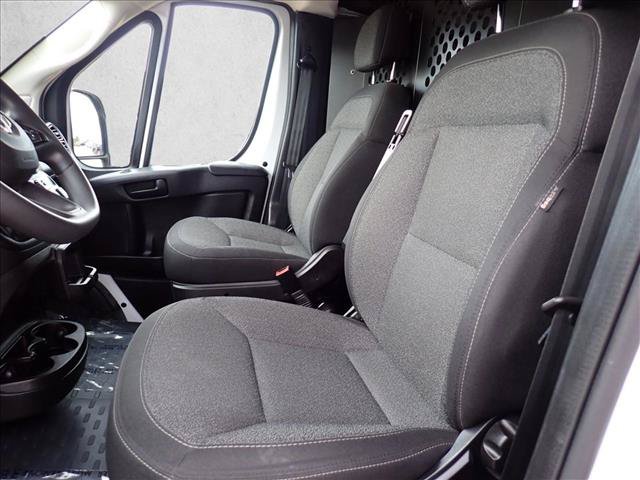 Used 2025 RAM ProMaster 2500 w/ U-Haul Equipment Group FWD image 13