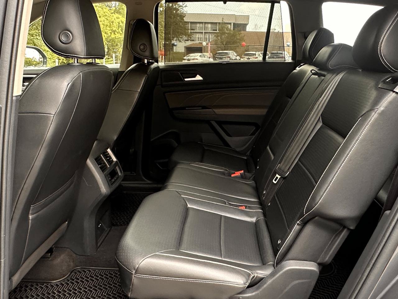 Used 2021 Volkswagen Atlas SE AWD/4WD image 30
