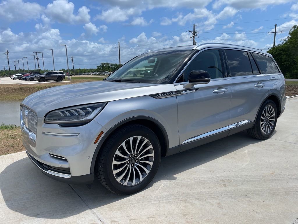 Used 2022 Lincoln Aviator Reserve w/ Equipment Group 201A image 1