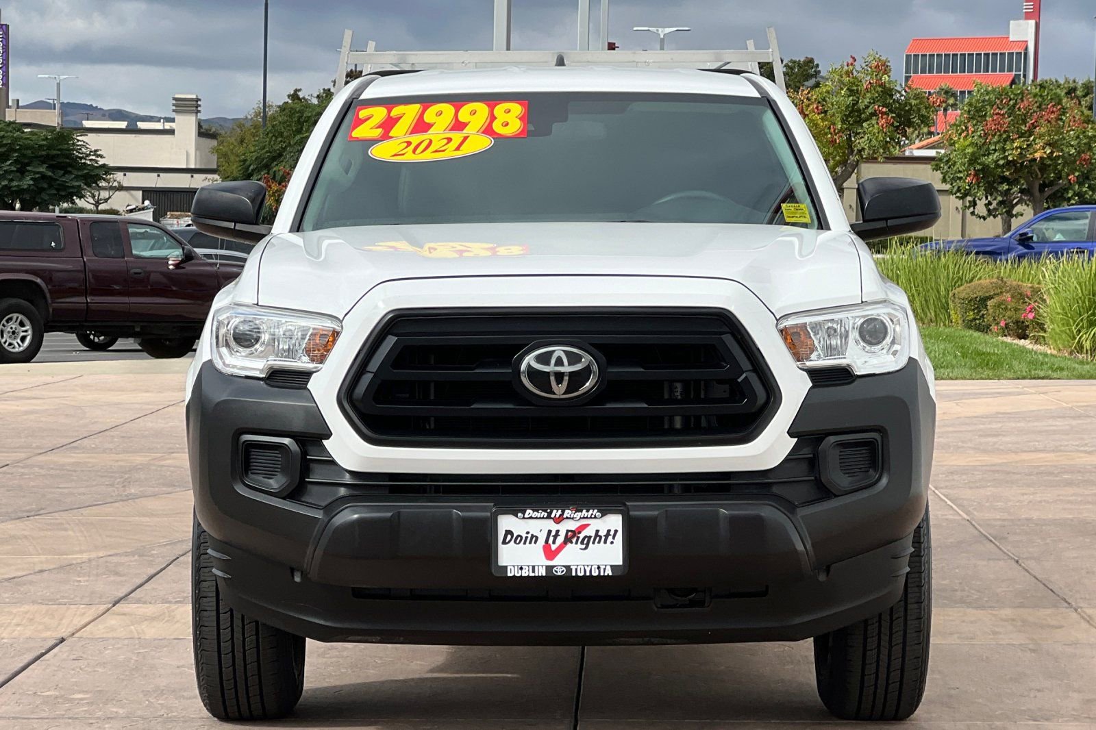 Certified 2021 Toyota Tacoma SR image 11