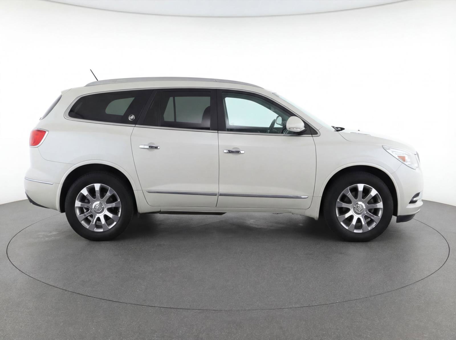 Used 2017 Buick Enclave Leather w/ Enclave Tuscan Edition FWD image 8