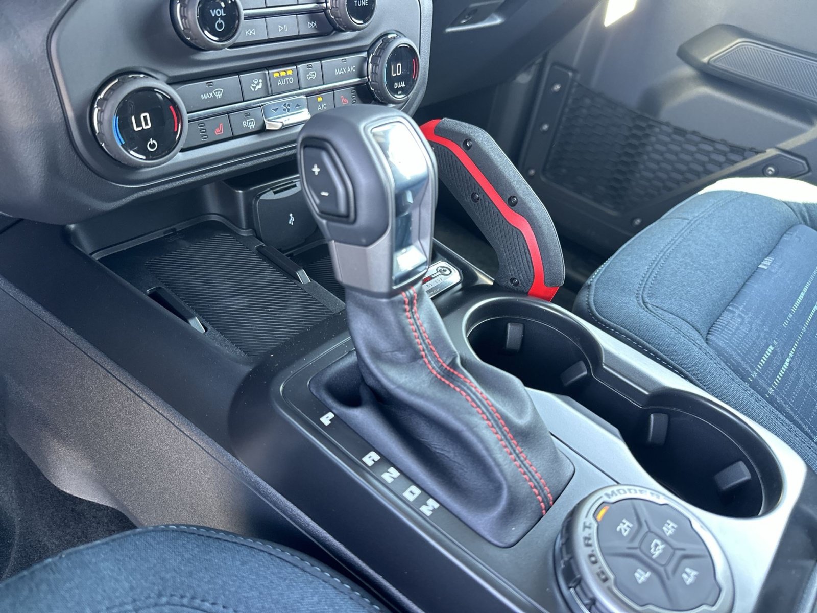 New 2026 Ford Bronco Heritage Edition AWD/4WD image 31