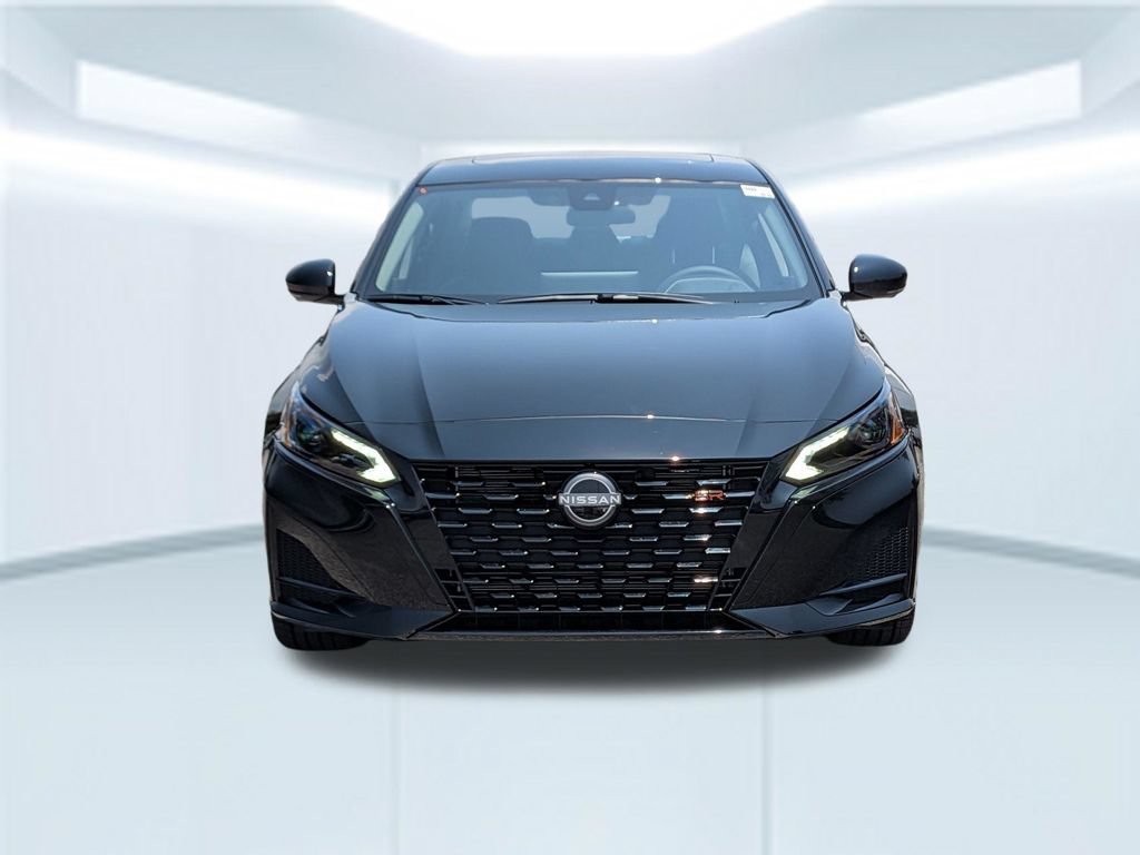 New 2026 Nissan Altima 2.5 SR w/ SR Premium Package FWD image 11