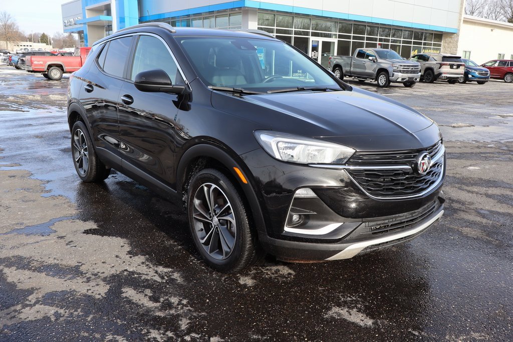 Used 2021 Buick Encore GX Select image 2