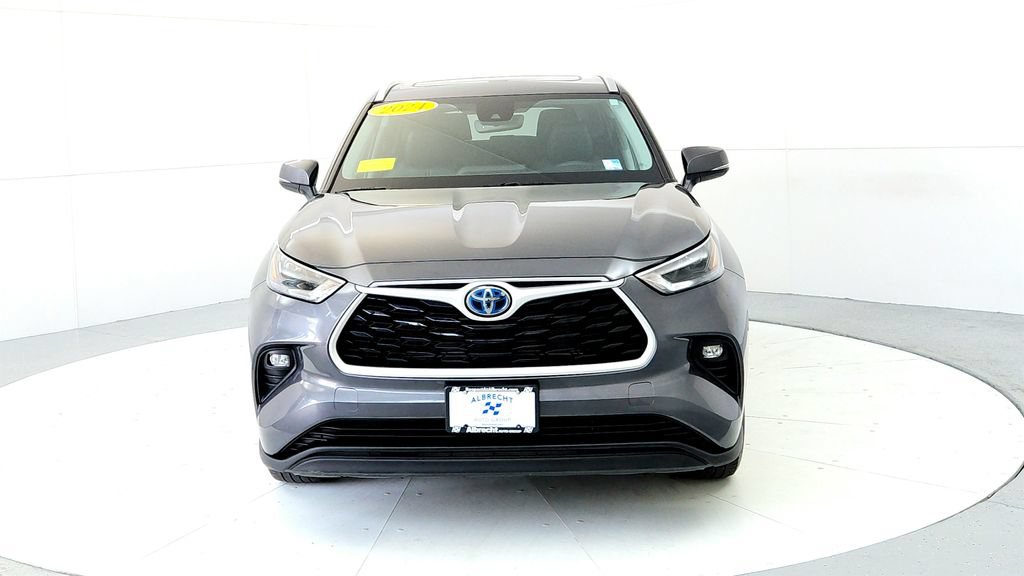 Used 2024 Toyota Highlander XLE AWD/4WD image 8