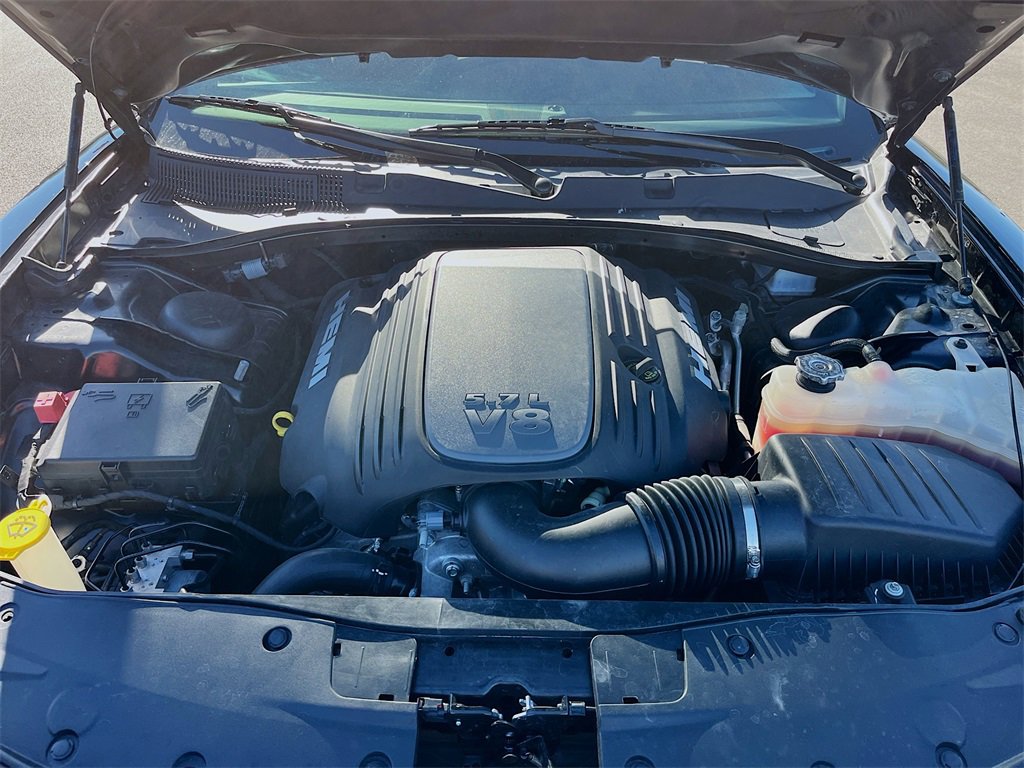 Used 2022 Dodge Charger R/T w/ Performance Handling Group image 30