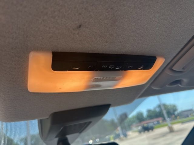 Used 2020 Nissan Kicks SV FWD image 27