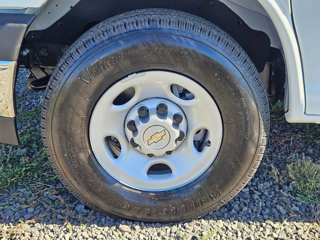 New 2025 Chevrolet Express 2500 w/ Driver Convenience Package image 40