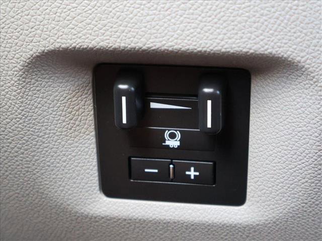 Used 2008 Chevrolet Silverado 2500 LT AWD/4WD image 18