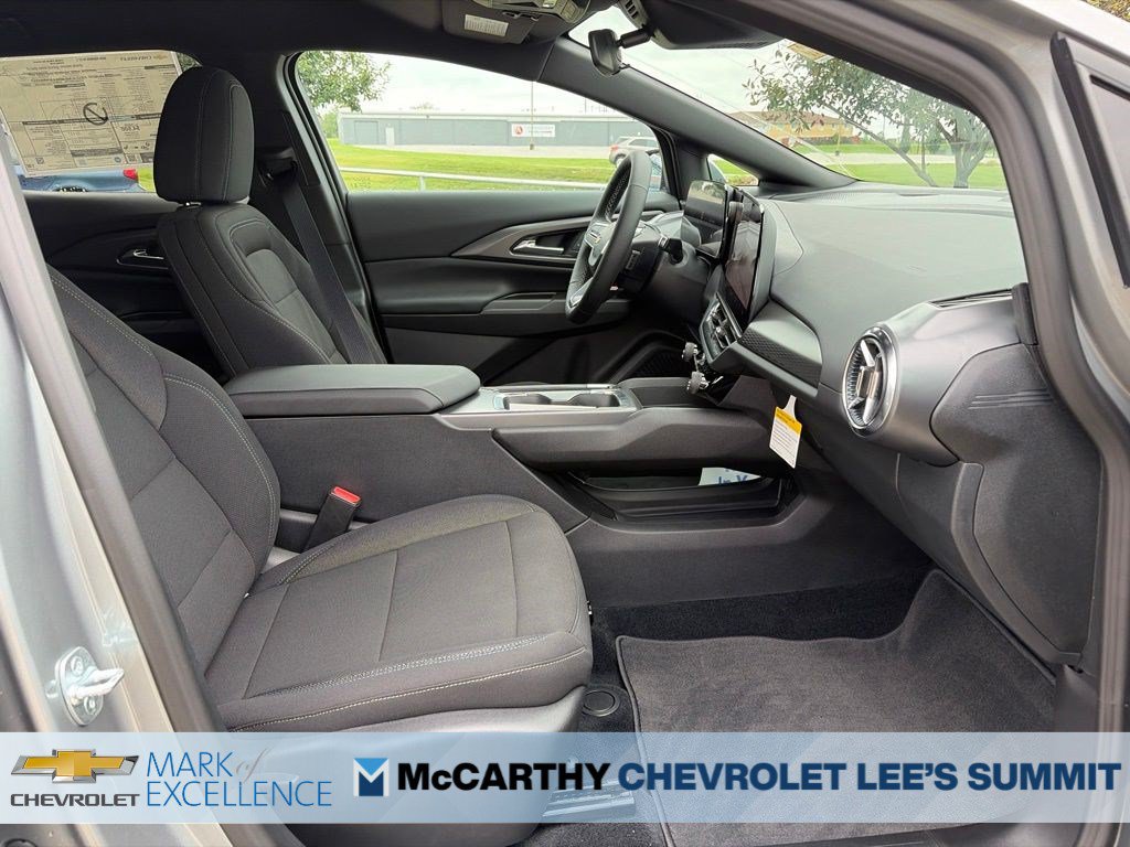 New 2026 Chevrolet Equinox EV LT w/ Comfort Package FWD image 26