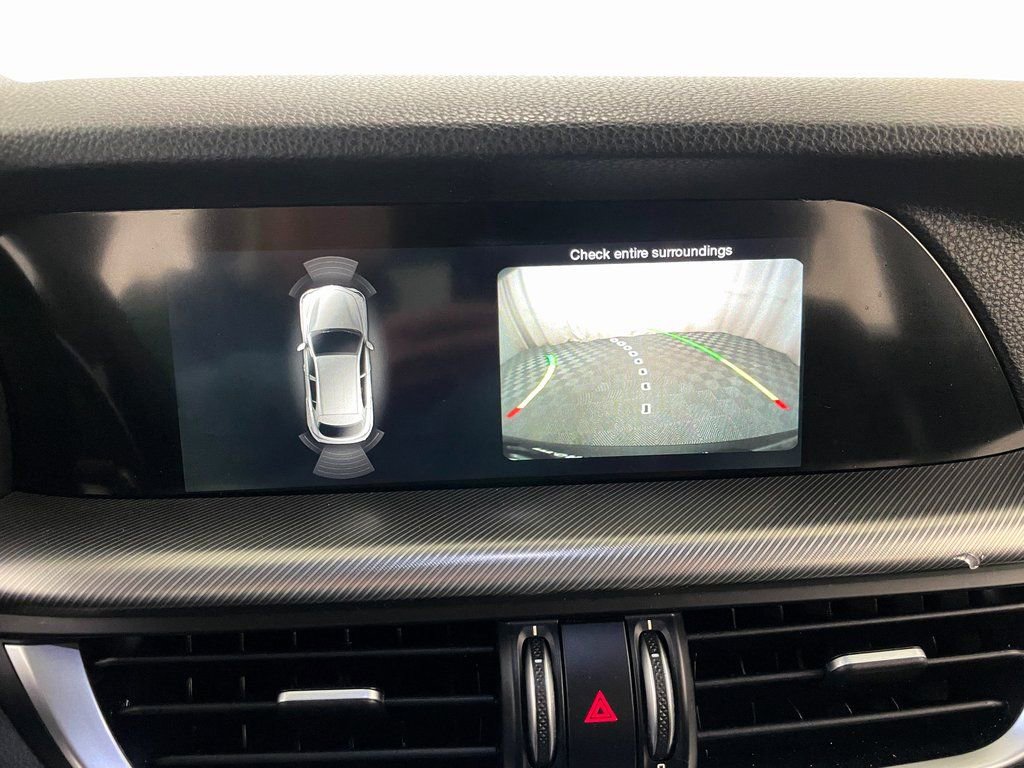 Used 2018 Alfa Romeo Stelvio Ti Sport AWD/4WD image 3