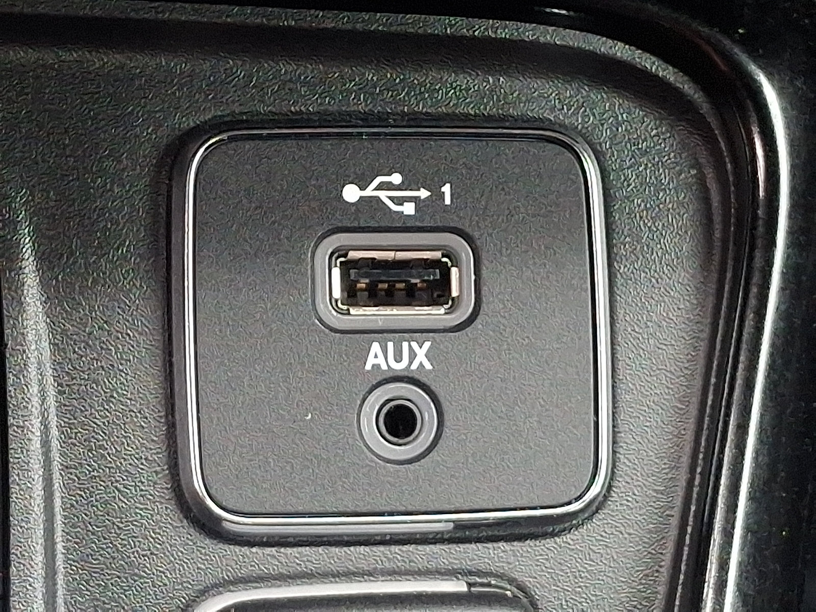 Used 2021 Jeep Compass Latitude AWD/4WD image 24