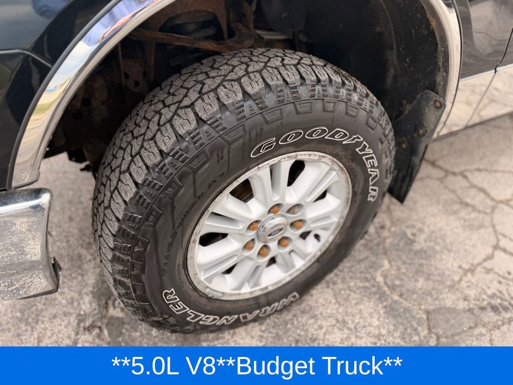 Used 2012 Ford F150 XLT w/ HD Payload Pkg image 3
