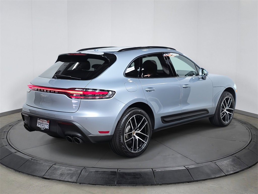 Used 2024 Porsche Macan image 7