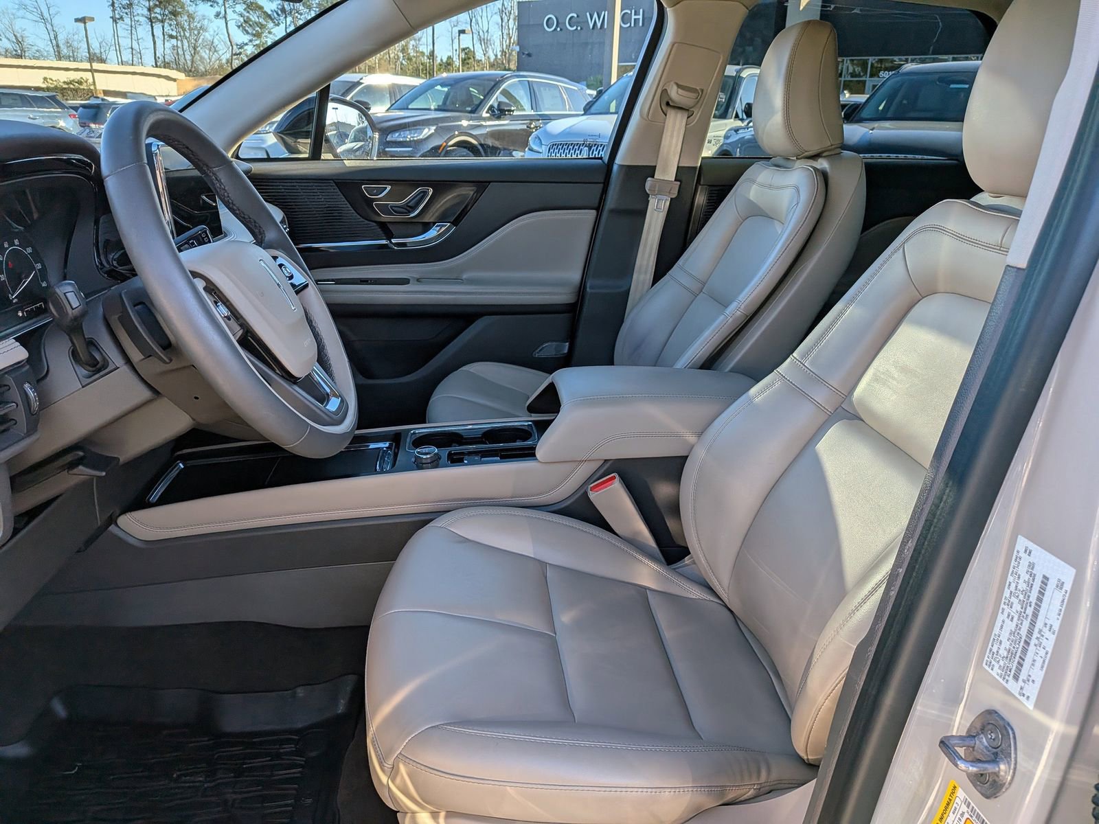 Certified 2022 Lincoln Corsair FWD image 24