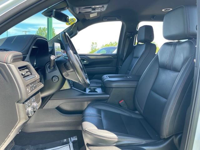 Used 2022 Chevrolet Suburban RST w/ Sport Performance Package AWD/4WD image 14