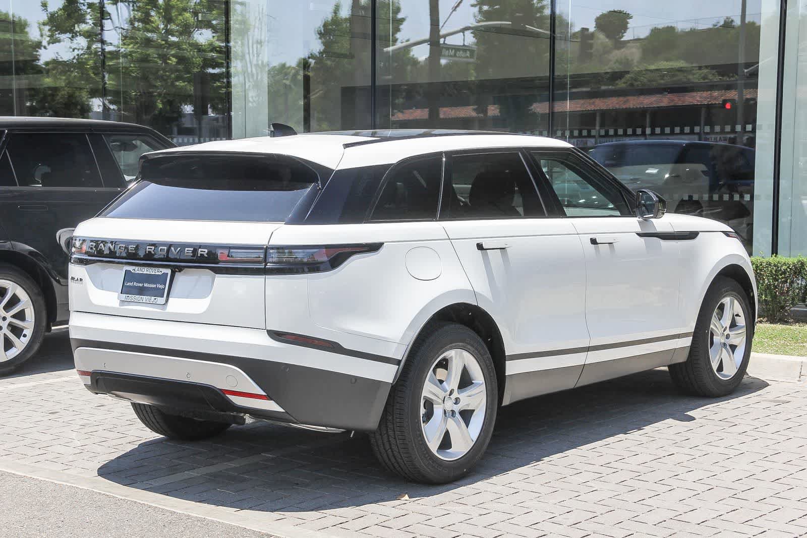 Used 2026 Land Rover Range Rover Velar S AWD/4WD image 6