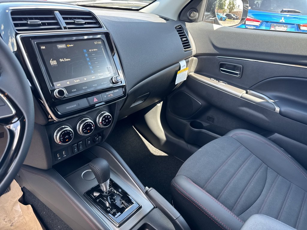 New 2027 Mitsubishi Outlander Sport SE FWD image 10