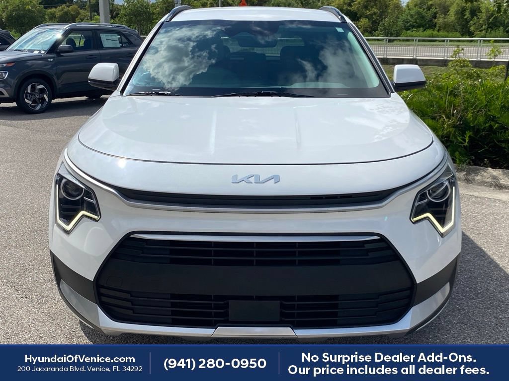 Used 2023 Kia Niro EX FWD image 26