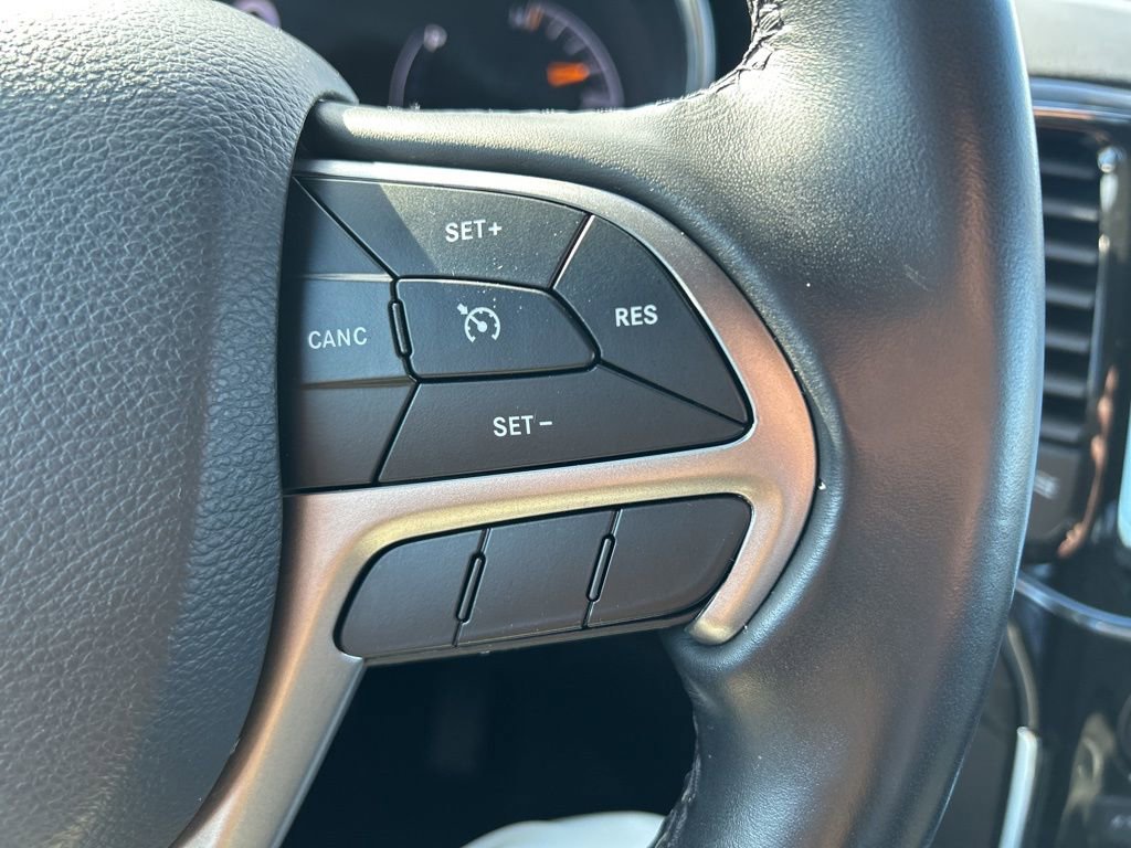 Used 2022 Jeep Grand Cherokee Laredo E image 18