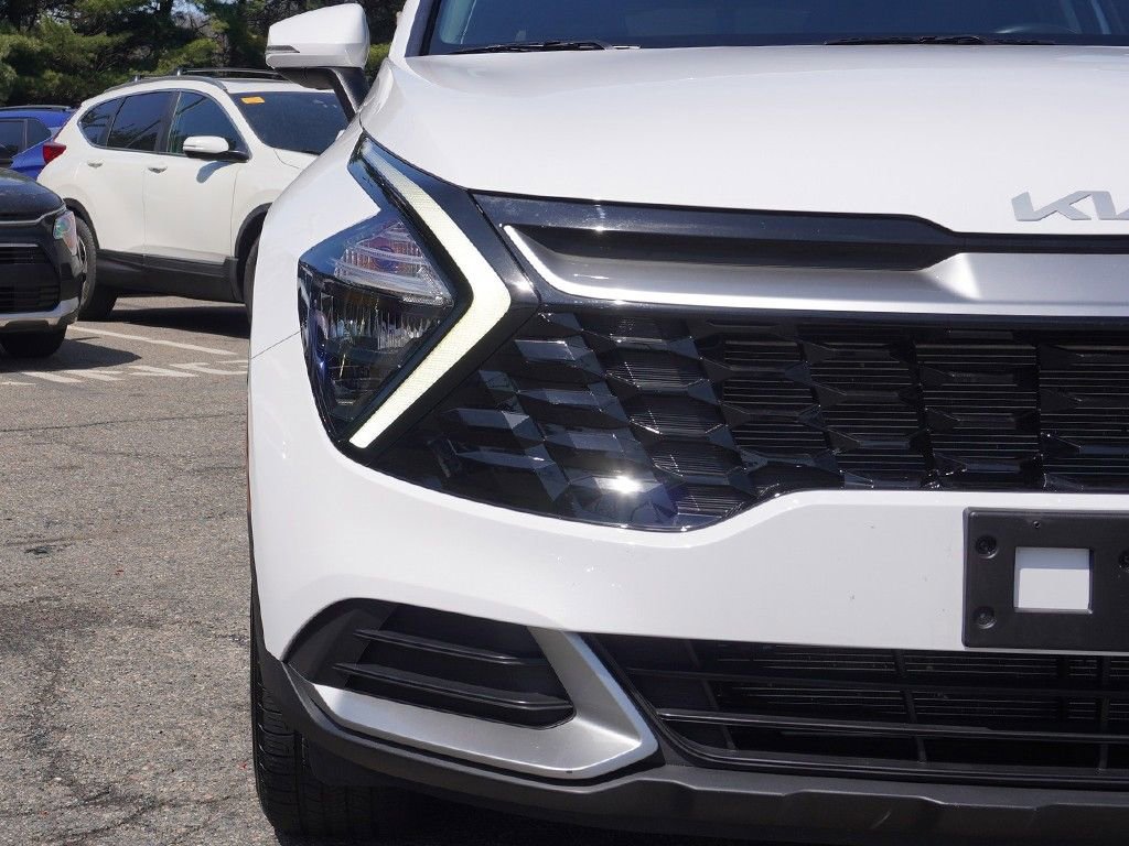 Used 2023 Kia Sportage EX image 12