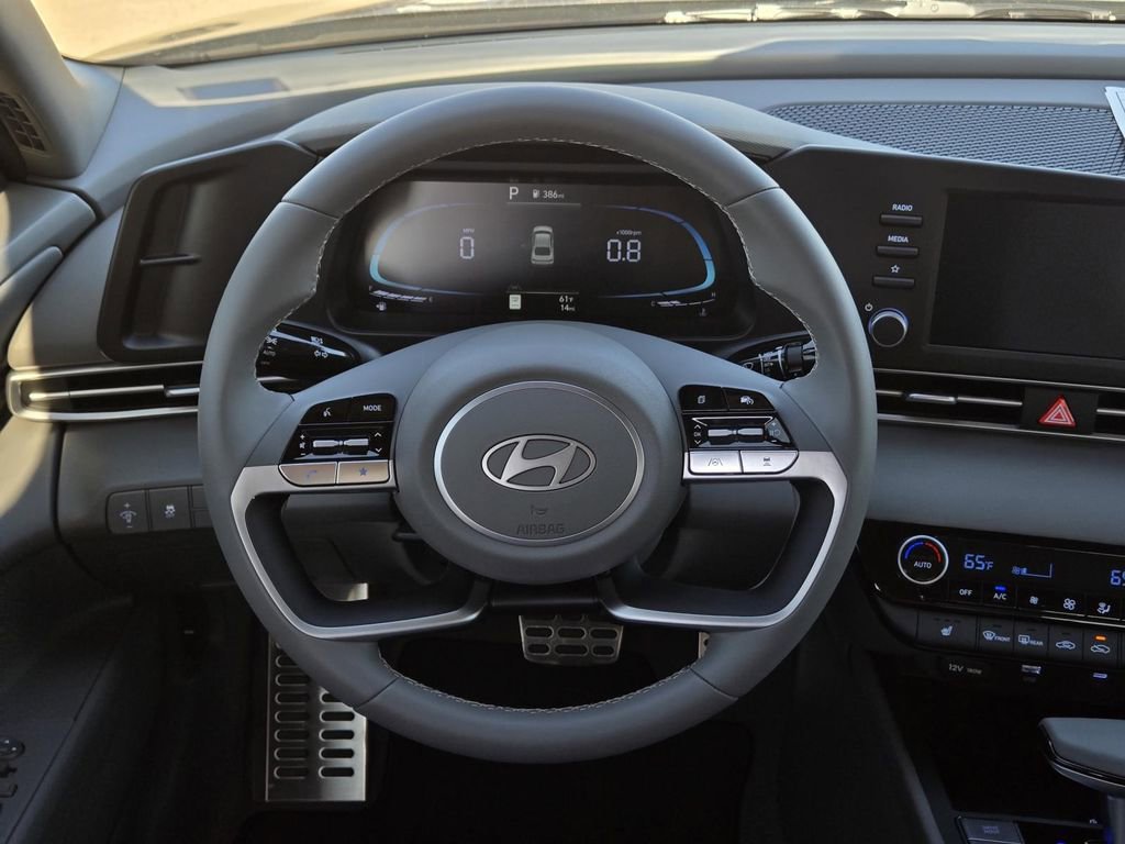 Used 2026 Hyundai Elantra Sport image 22