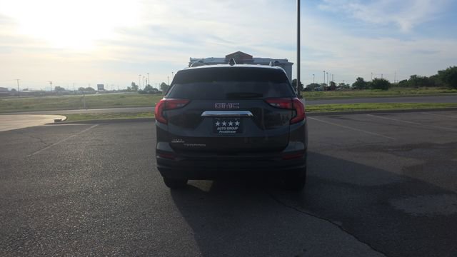 Used 2020 GMC Terrain SLE w/ Driver Convenience Package FWD image 7