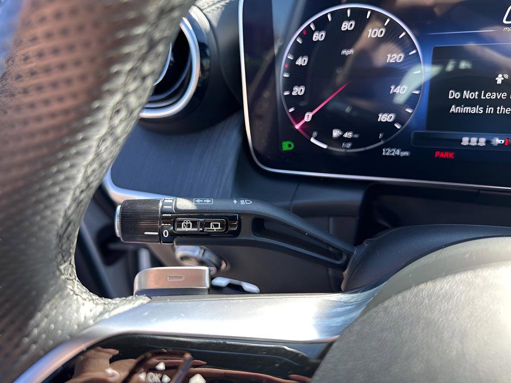 Used 2024 Mercedes-Benz GLC 300 4MATIC w/ AMG Line image 29