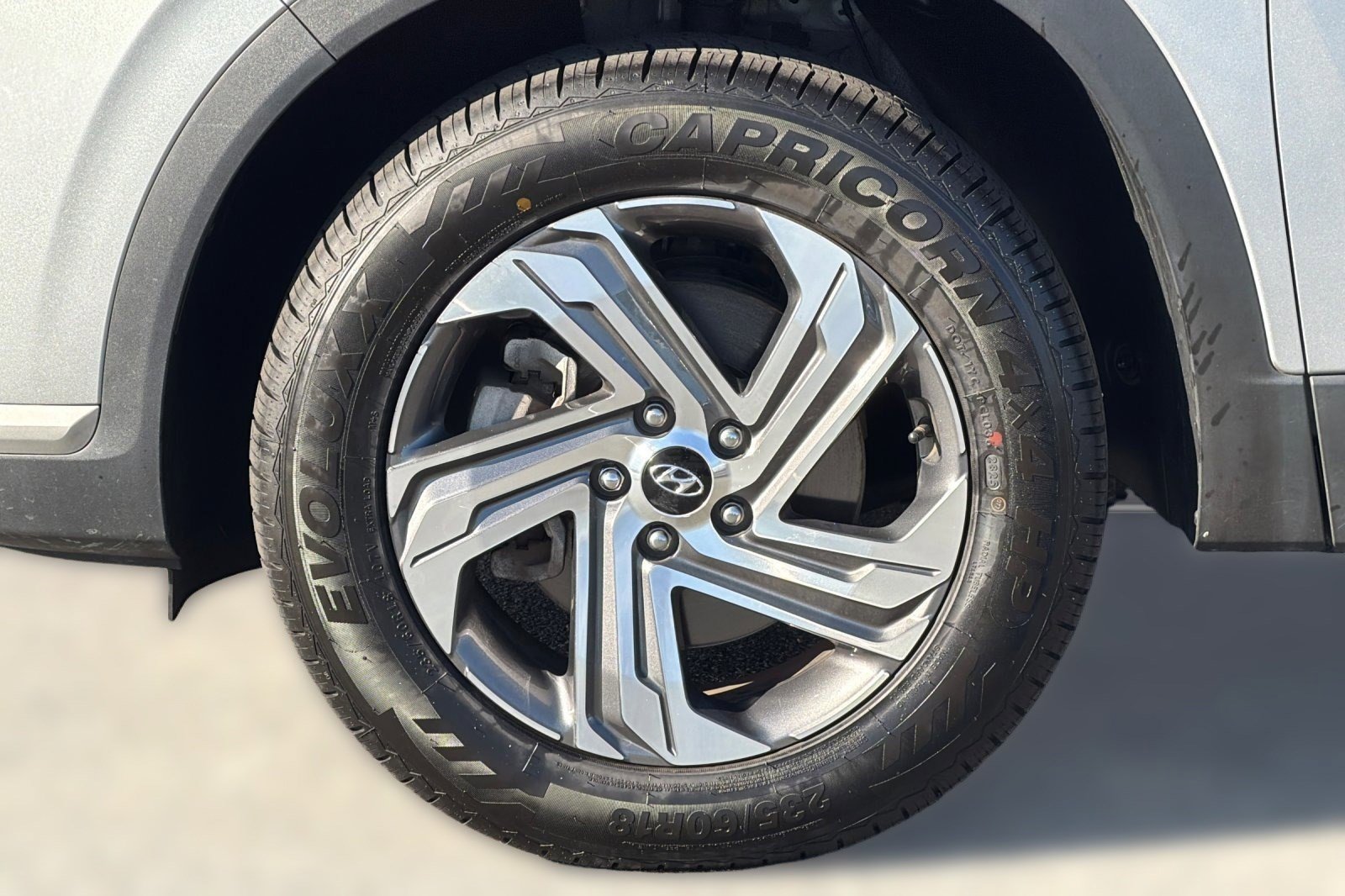 Used 2023 Hyundai Santa Fe SEL image 11