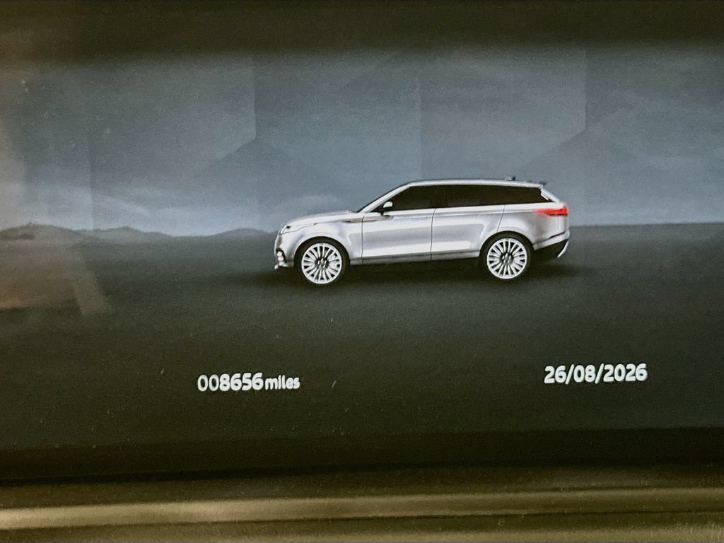 Used 2026 Land Rover Range Rover Velar Dynamic SE AWD/4WD image 13