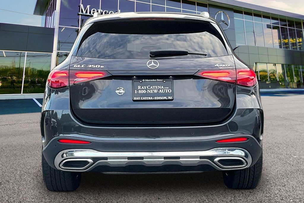 Certified 2025 Mercedes-Benz GLC 350e 4MATIC image 4