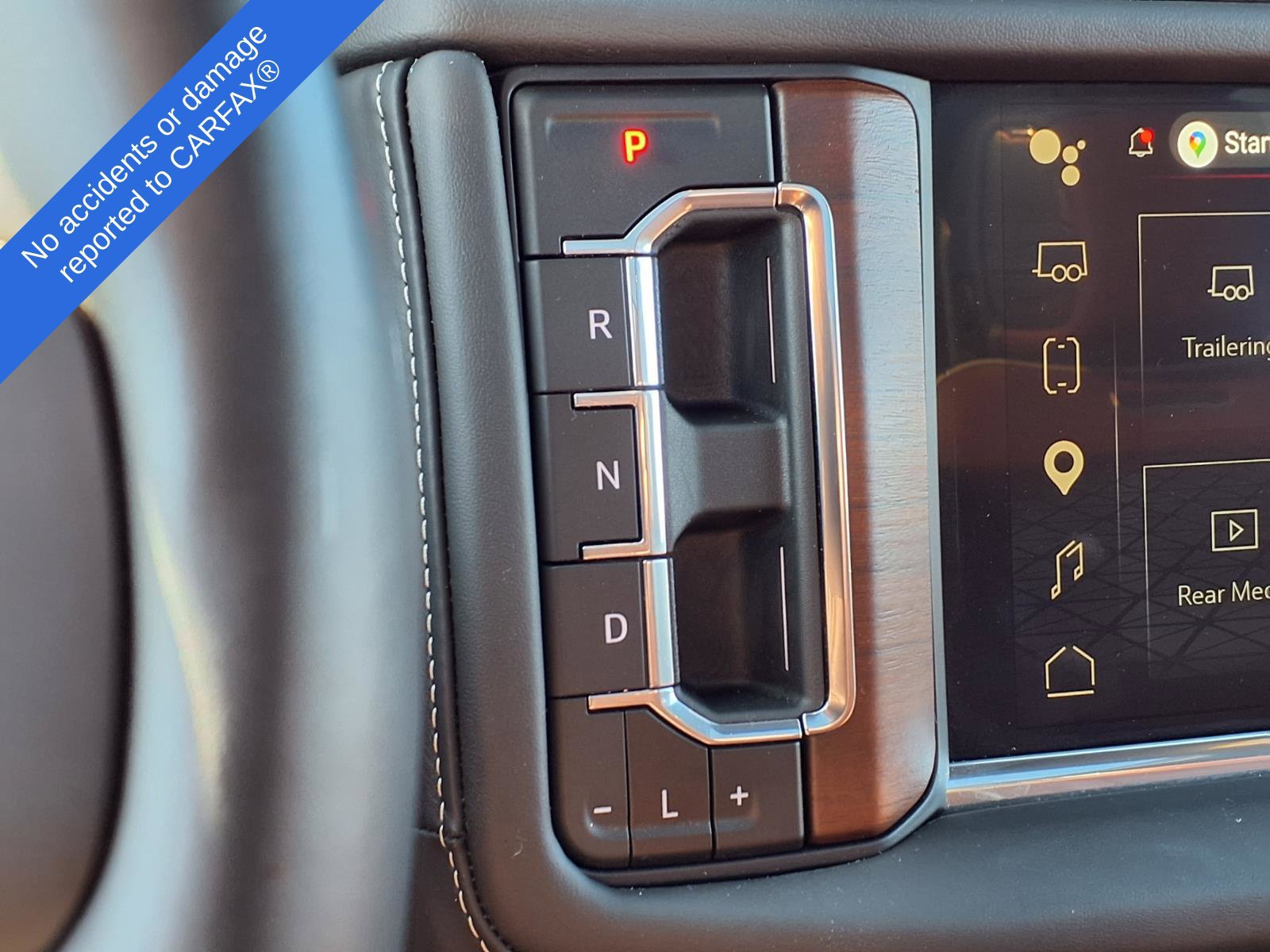 Used 2024 GMC Yukon Denali Ultimate AWD/4WD image 24