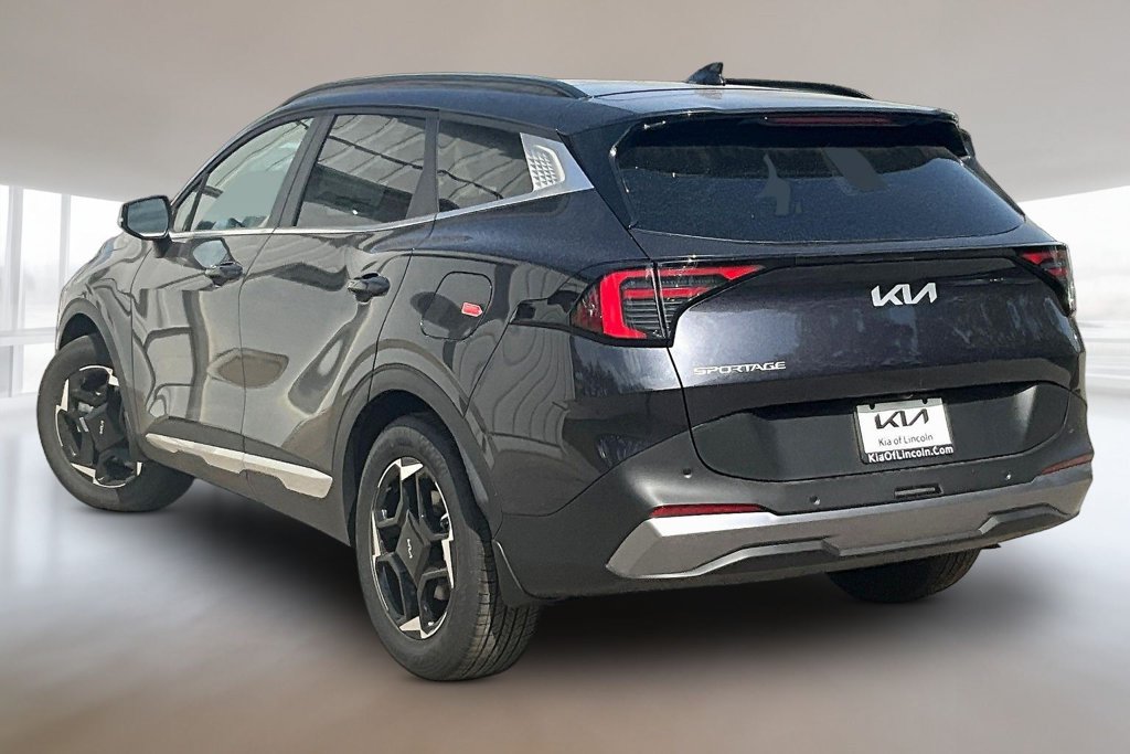 New 2026 Kia Sportage EX FWD image 3