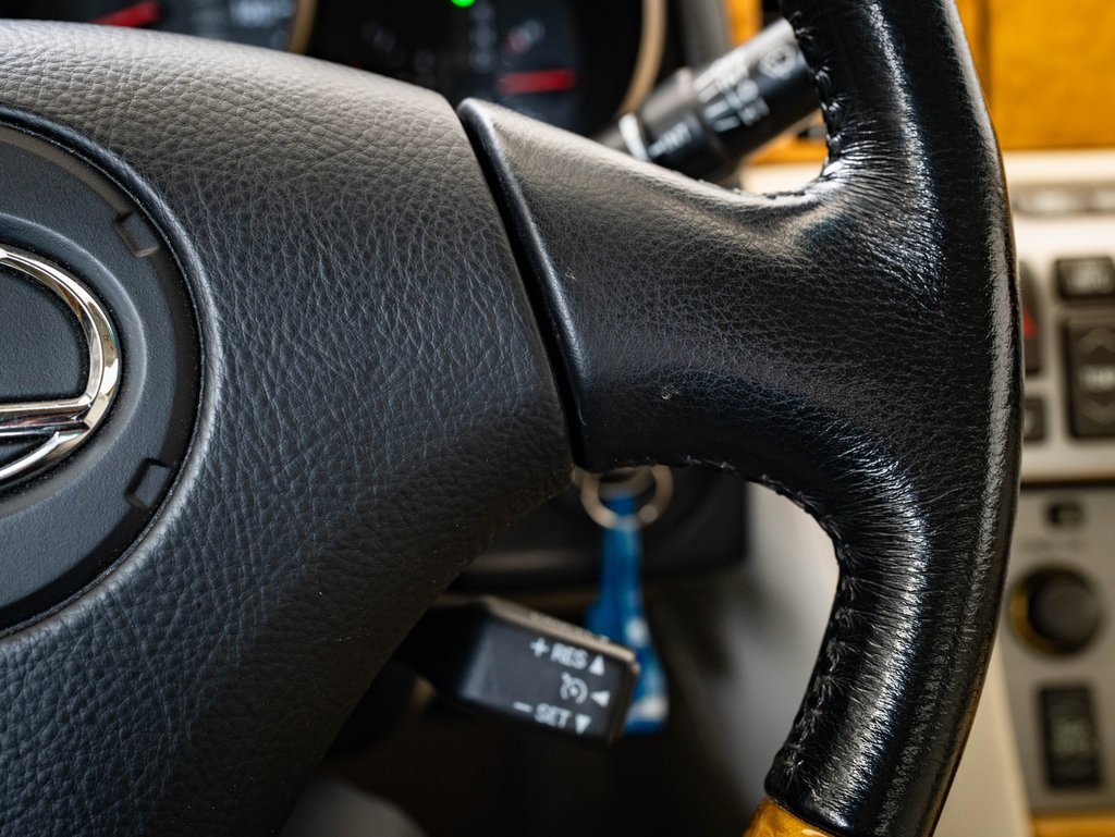 Used 2005 Lexus SC 430 Convertible image 22