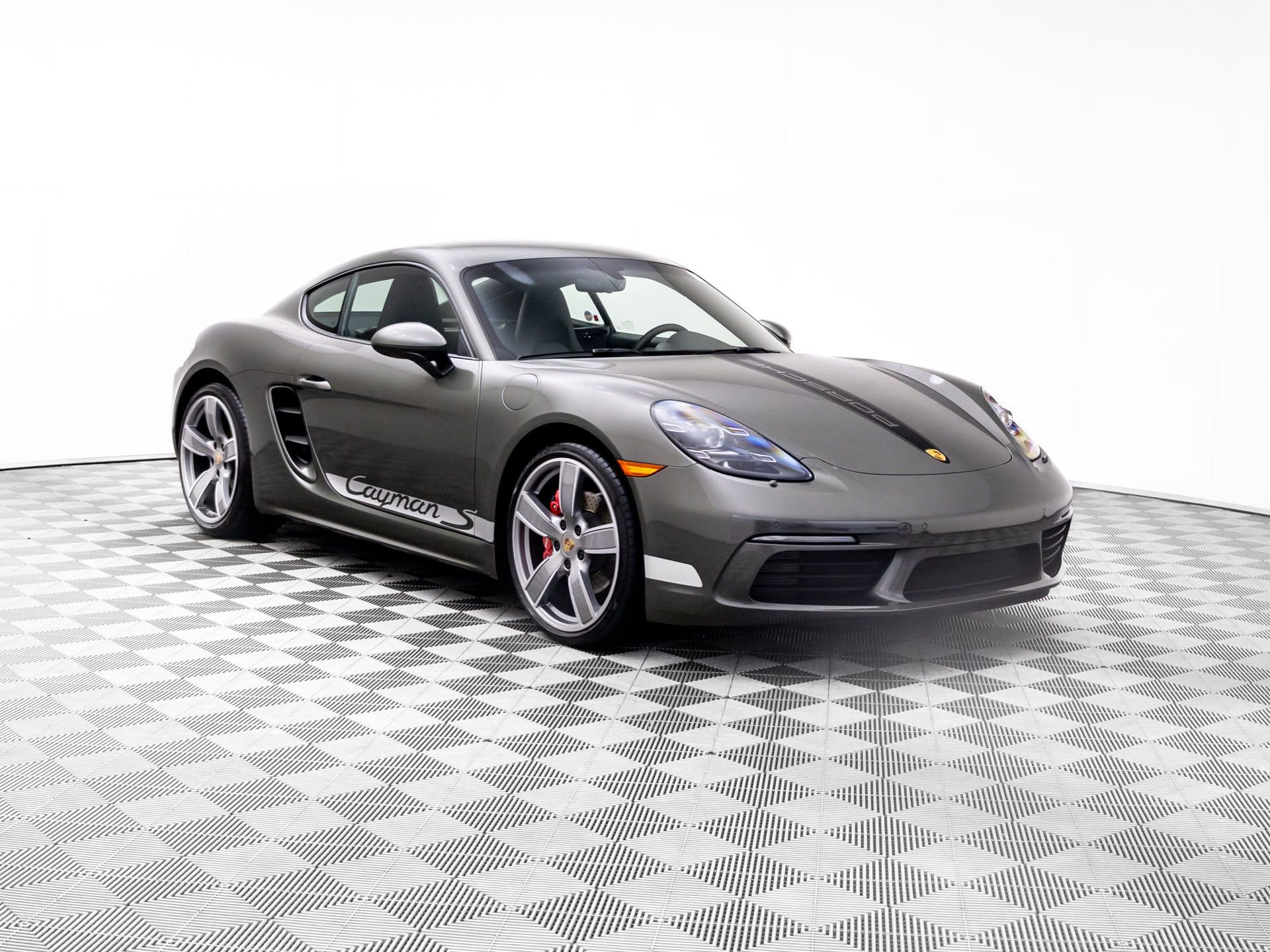 Certified 2025 Porsche 718 Cayman S image 6