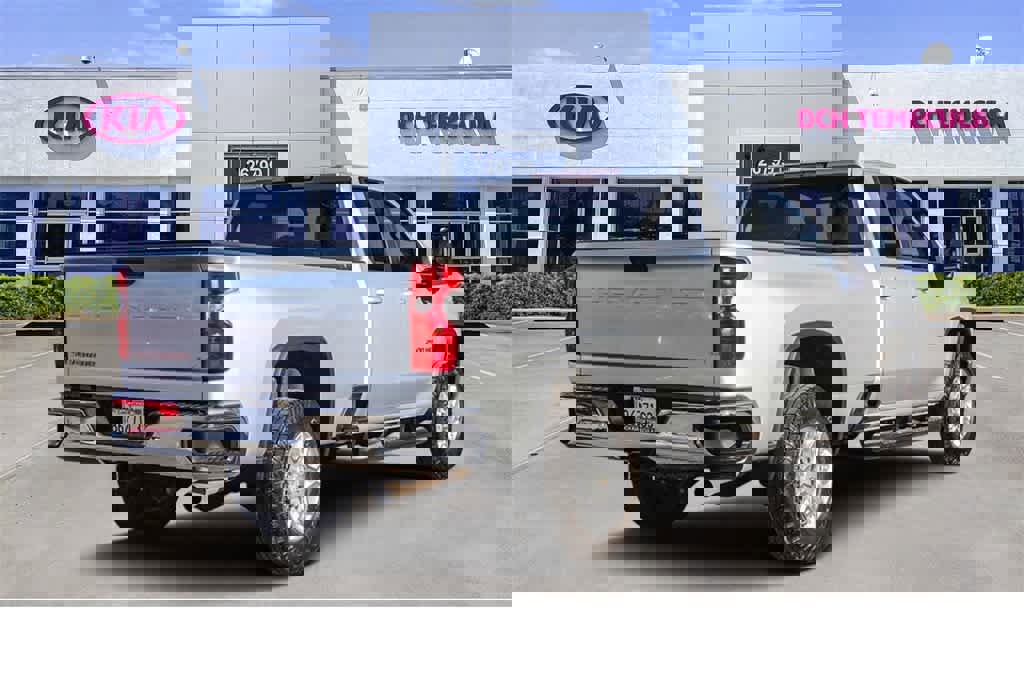 Used 2021 Chevrolet Silverado 2500 LT w/ All Star Edition image 4