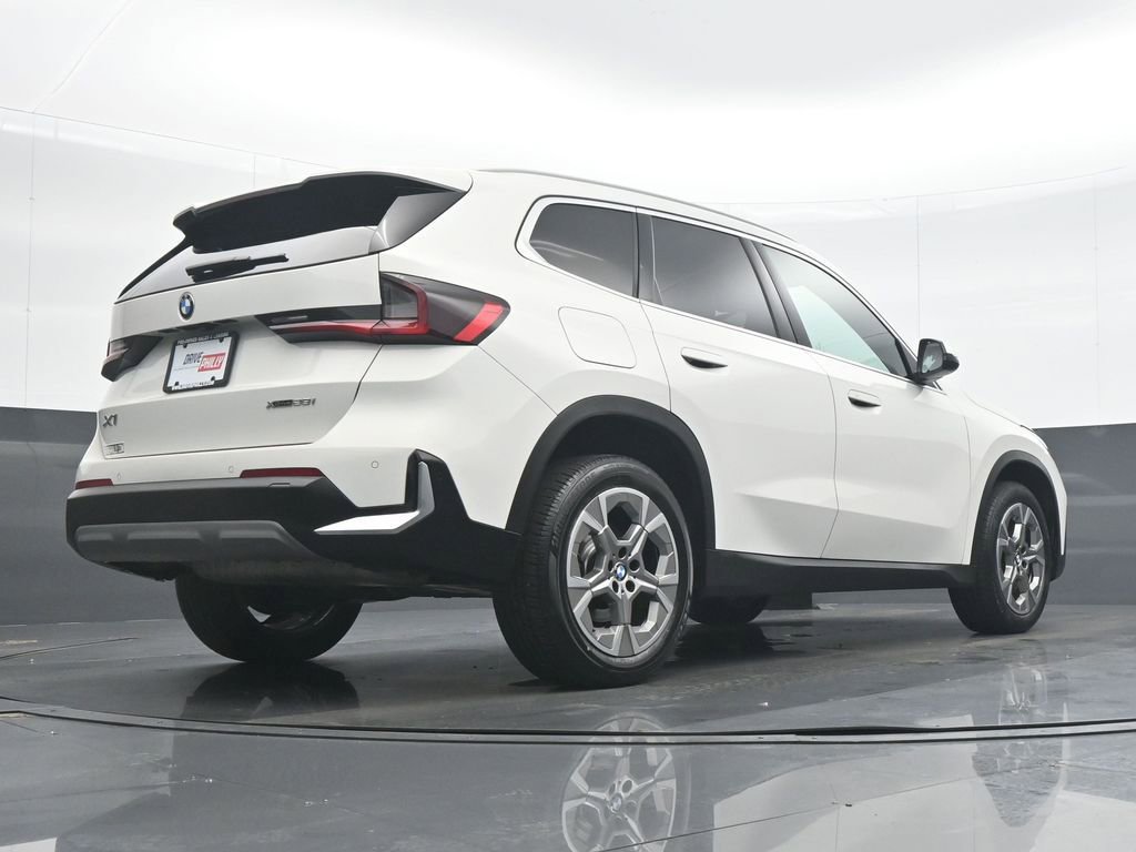 Used 2023 BMW X1 xDrive28i w/ Convenience Package AWD/4WD image 30