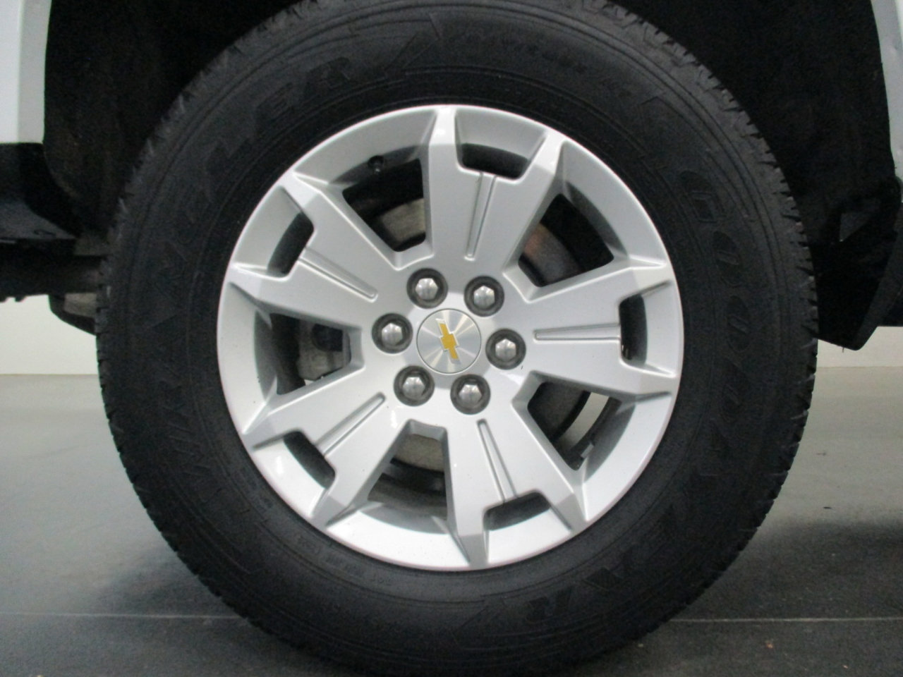 Used 2022 Chevrolet Colorado LT w/ Fleet Safety Package image 27