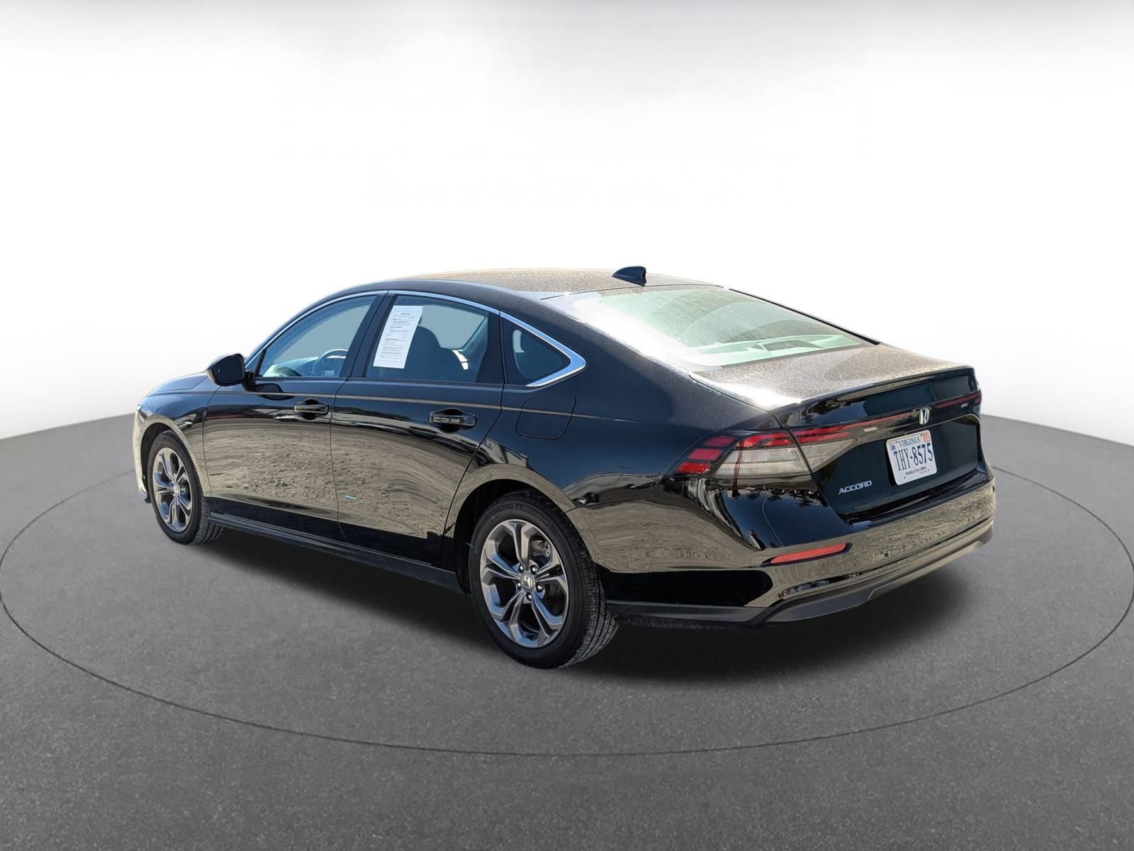 Used 2024 Honda Accord EX image 4