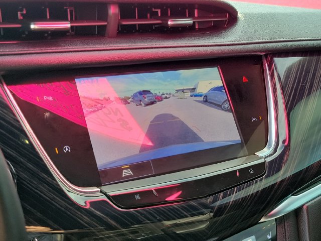 Used 2025 Cadillac XT6 Premium Luxury AWD/4WD image 23