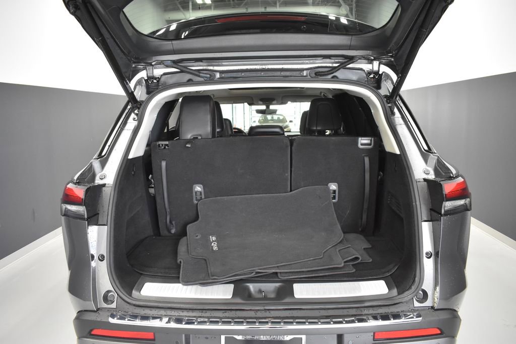 Used 2023 INFINITI QX60 Luxe w/ Cargo Package AWD/4WD image 39