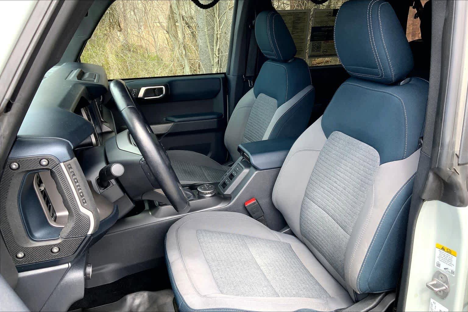 Used 2022 Ford Bronco Outer Banks AWD/4WD image 9