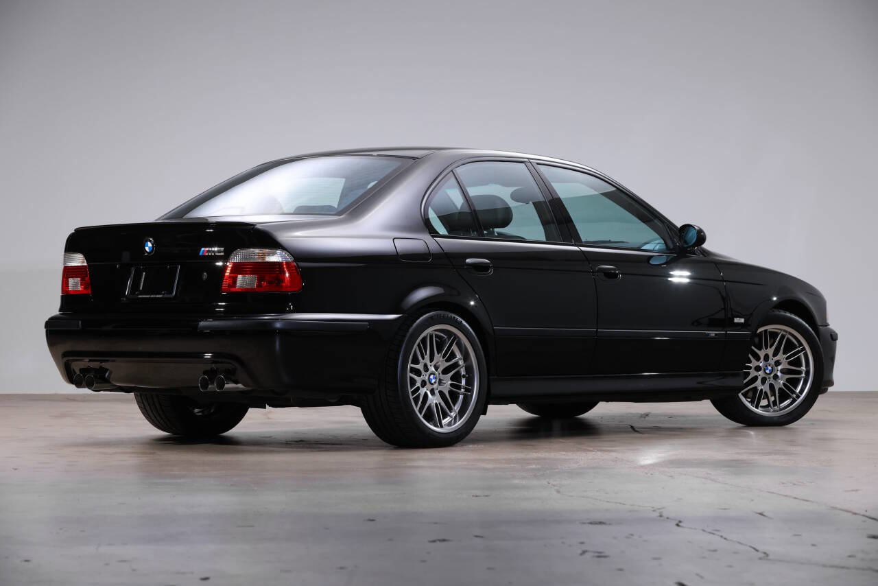 Used 2002 BMW M5 image 5