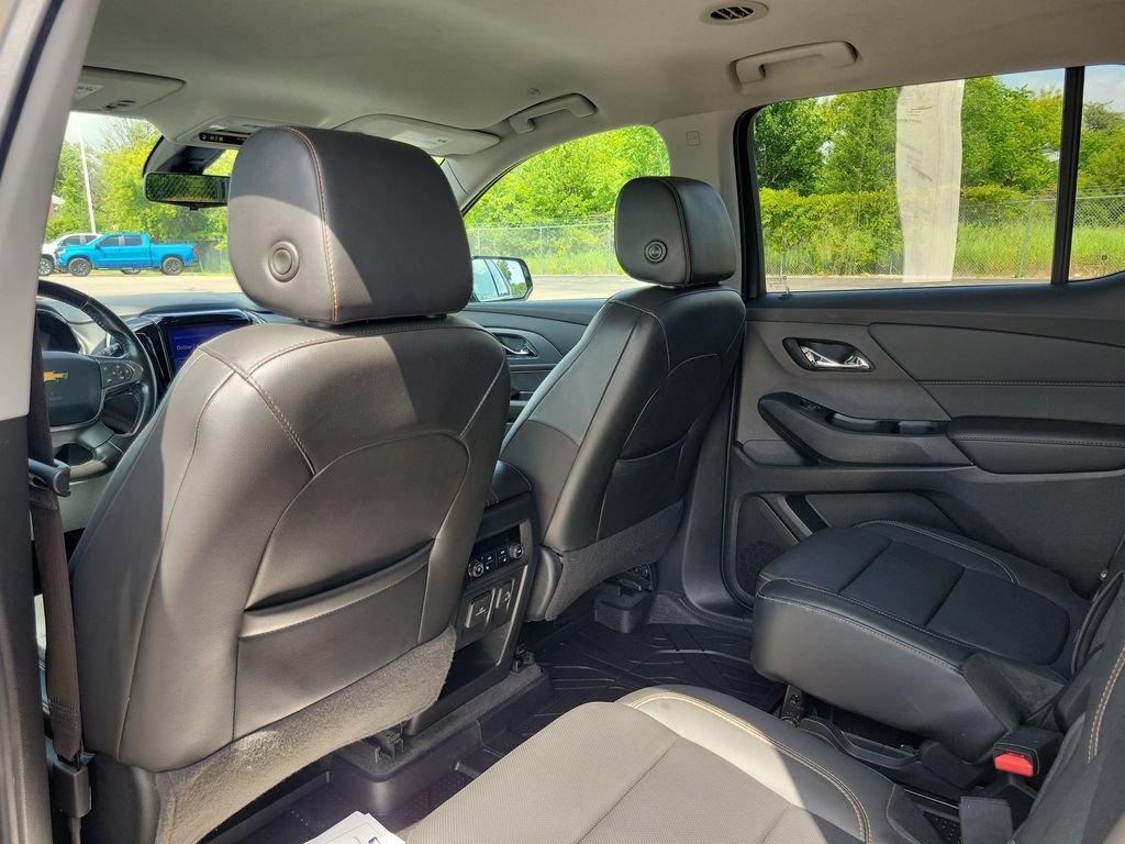 Used 2020 Chevrolet Traverse Premier w/ LPO, Floor Liner Package AWD/4WD image 34