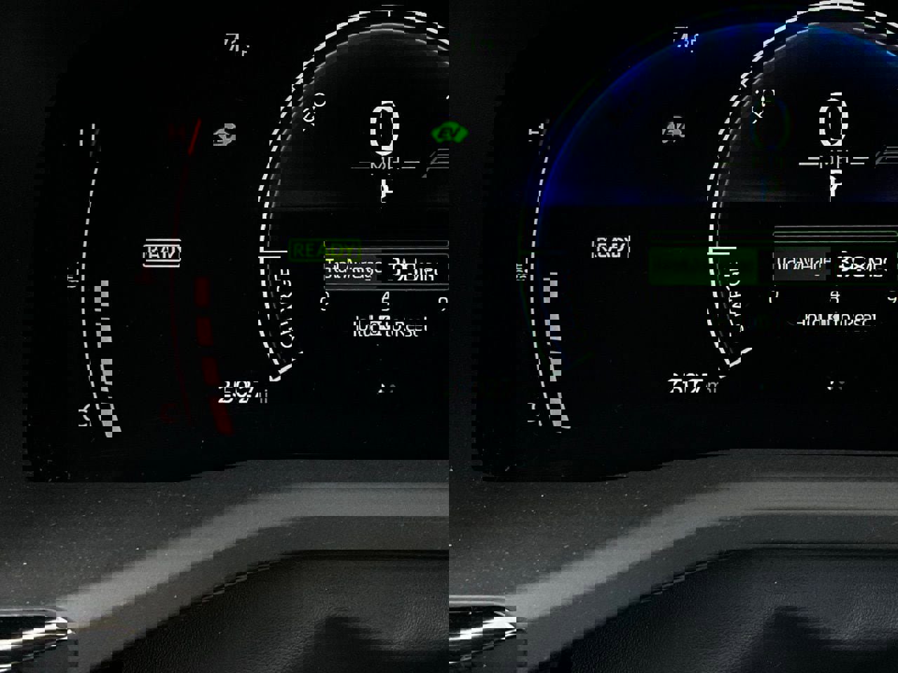 Used 2025 Toyota Camry SE image 38