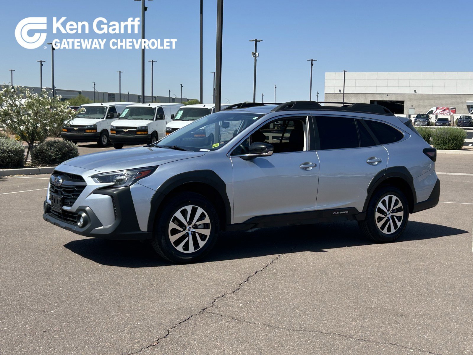 Used 2025 Subaru Outback Premium image 1