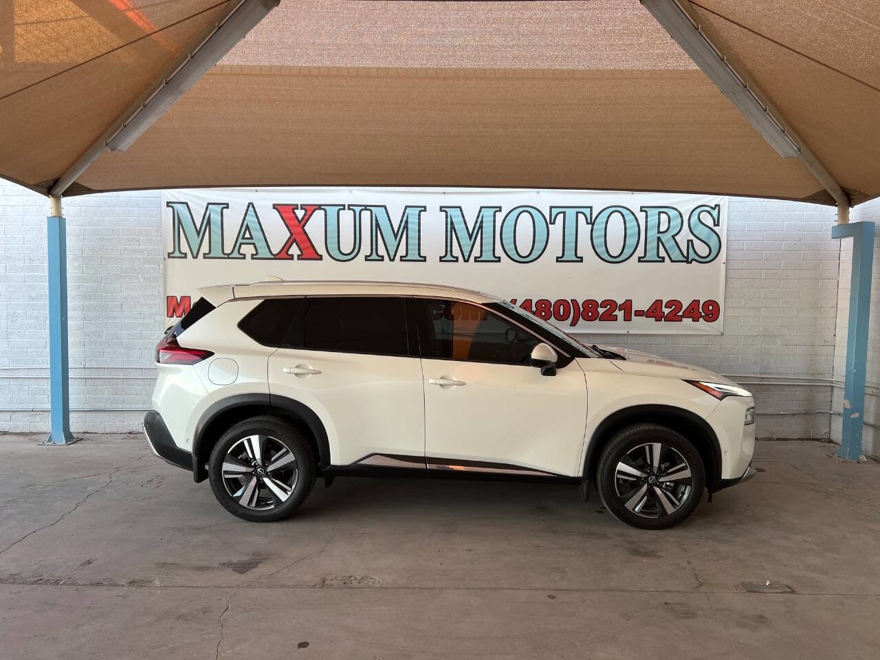 Used 2022 Nissan Rogue Platinum w/ Head-Up Display Package