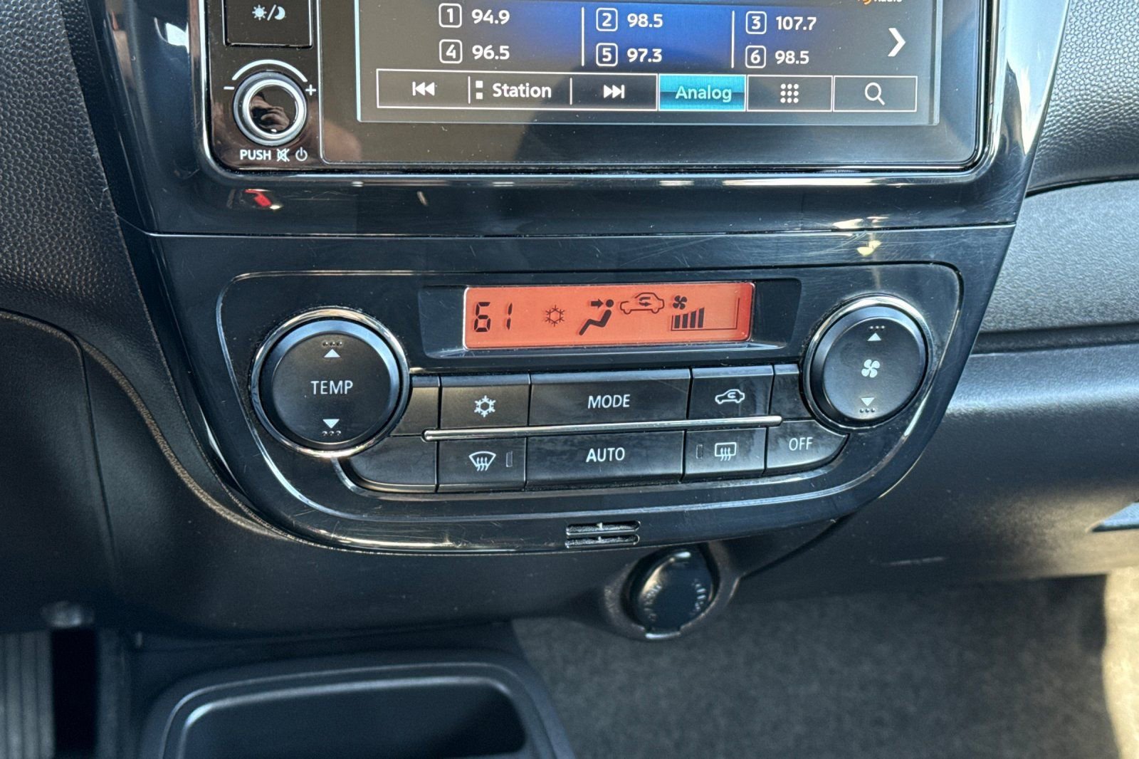 Used 2022 Mitsubishi Mirage ES image 19