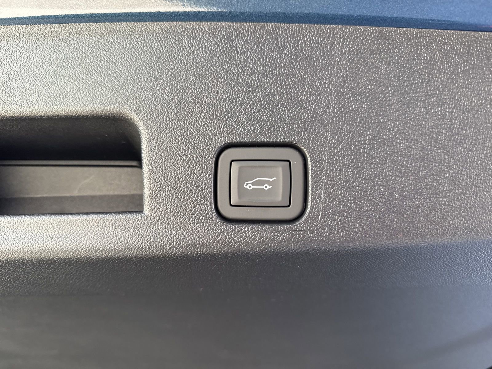 New 2026 Chevrolet Traverse Z71 w/ Driver Confidence Package image 13