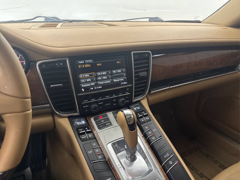 Used 2012 Porsche Panamera 4 image 35